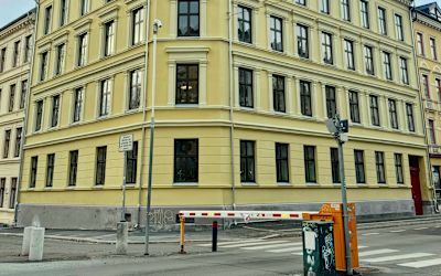 SAMEIET SCHLEPPEGRELLS GATE 17