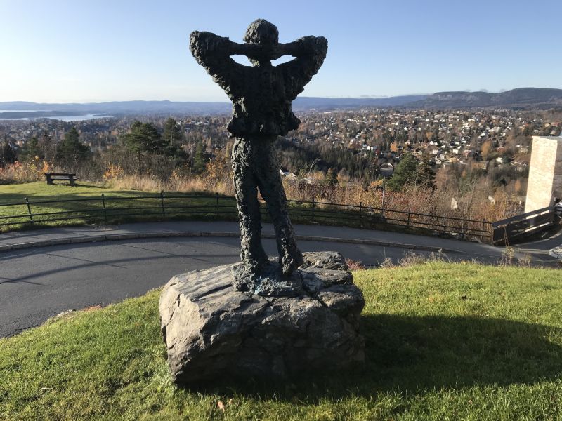 Statue av Per Gynt i Vesteråsveien 